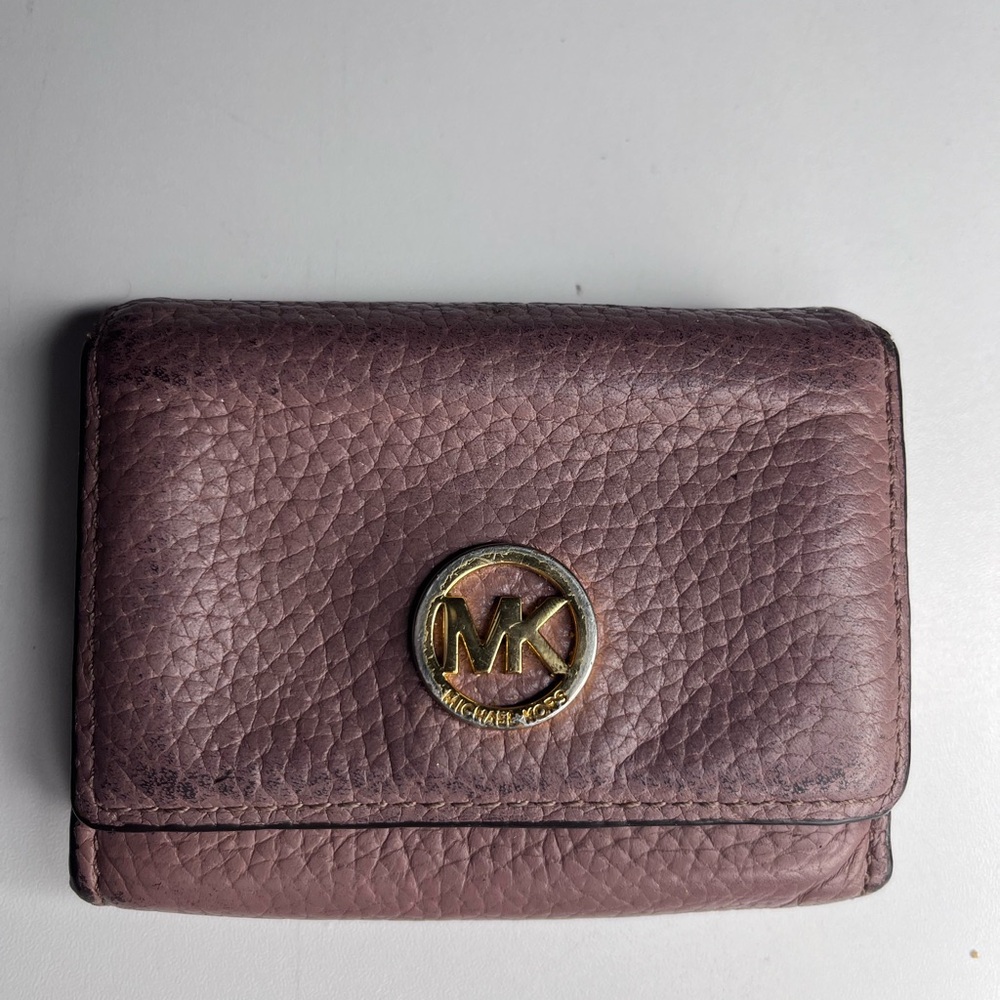 Michael Kors Mauve Leather Wallet